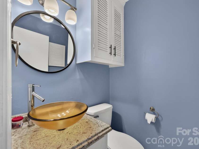 817 Mitchell Avenue, Salisbury, NC 28144.  MLS# CAR4435624, YatesRealty ID 57227. 
