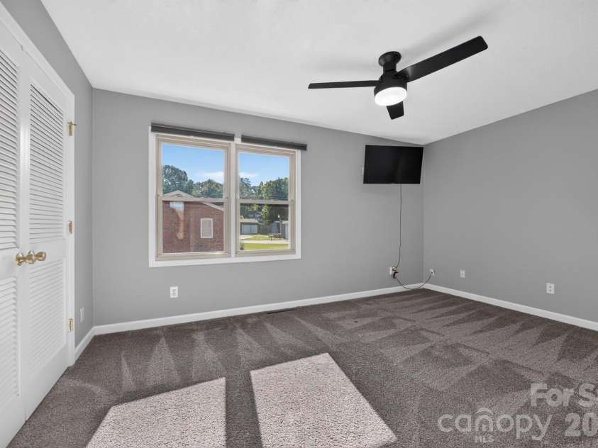 817 Mitchell Avenue, Salisbury, NC 28144.  MLS# CAR4435624, YatesRealty ID 57227. 