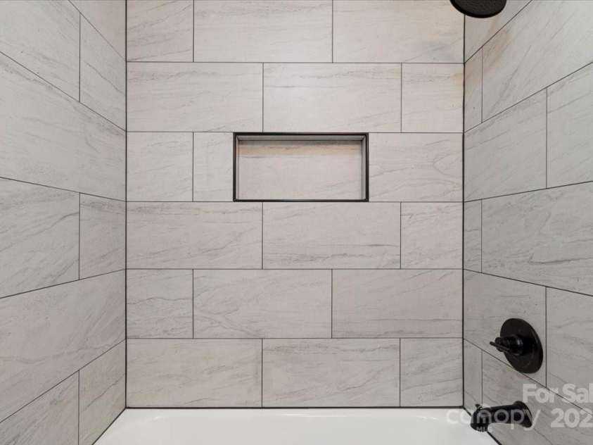 1110 Alexander Street, Statesville, NC 28677.  MLS# CAR4221612, YatesRealty ID 5723. 