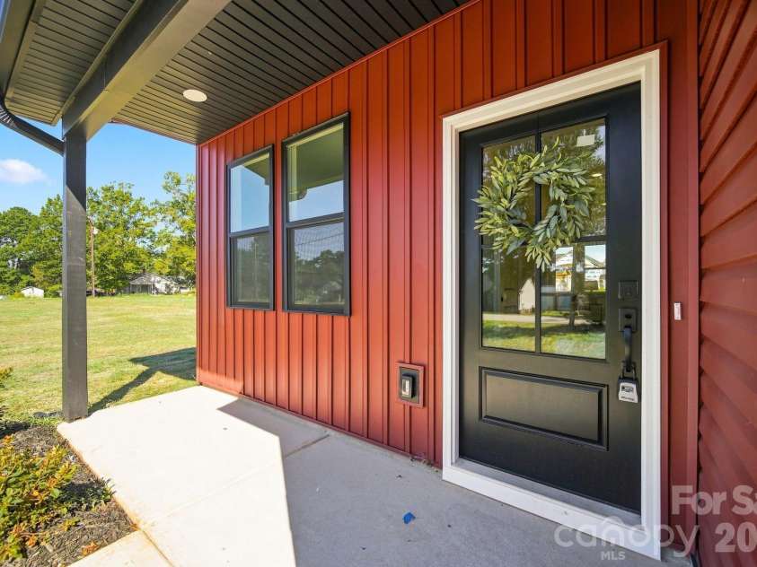 3230 Deal Road, Mooresville, NC 28115.  MLS# CAR4357589, YatesRealty ID 5723. 