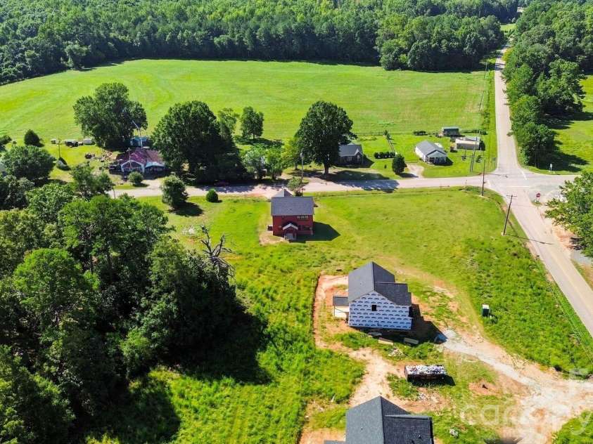 3230 Deal Road, Mooresville, NC 28115.  MLS# CAR4357589, YatesRealty ID 5723. 