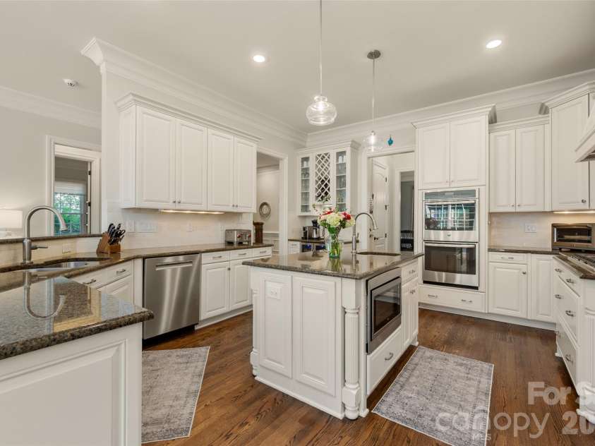 1113 Hansler Lane, Waxhaw, NC 28173.  MLS# CAR4434578, YatesRealty ID 57231. 