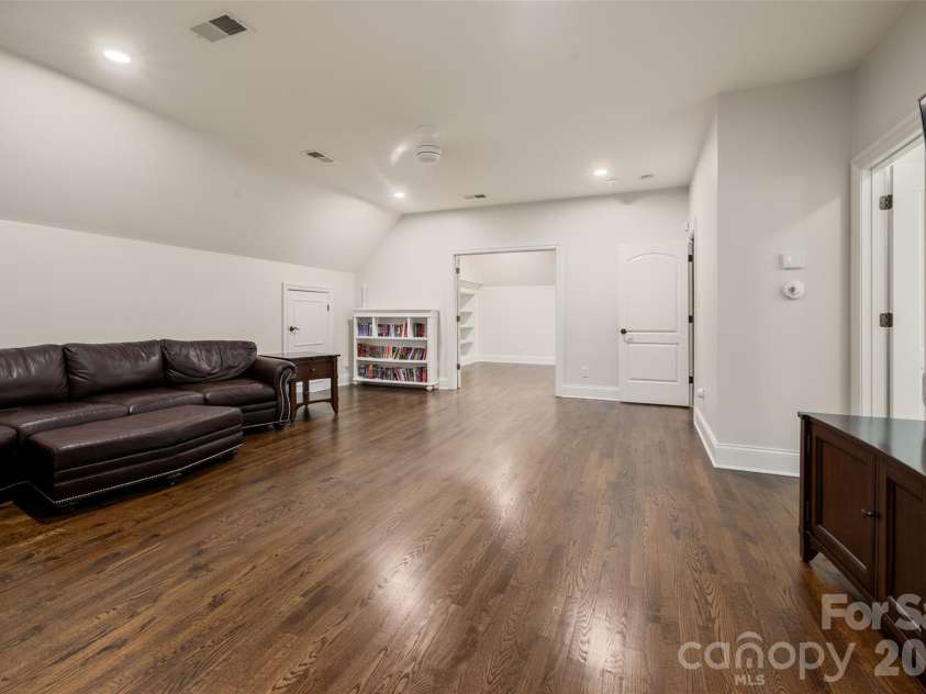 1113 Hansler Lane, Waxhaw, NC 28173.  MLS# CAR4434578, YatesRealty ID 57231. 
