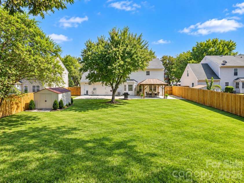 10008 Wild Dogwood Court, Charlotte, NC 28273.  MLS# CAR4434789, YatesRealty ID 57232. 