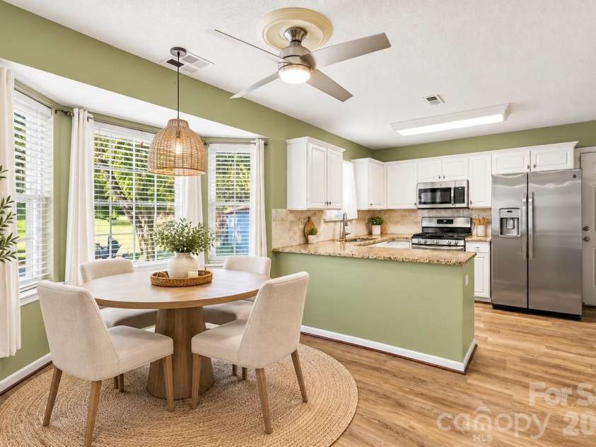 10008 Wild Dogwood Court, Charlotte, NC 28273.  MLS# CAR4434789, YatesRealty ID 57232. Virtually Staged