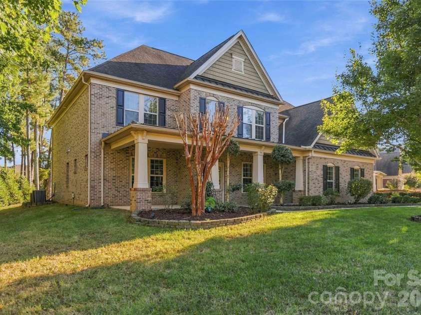 18317 Lilliesleaf Glenn Lane, Charlotte, NC 28277.  MLS# CAR4434699, YatesRealty ID 57234. 