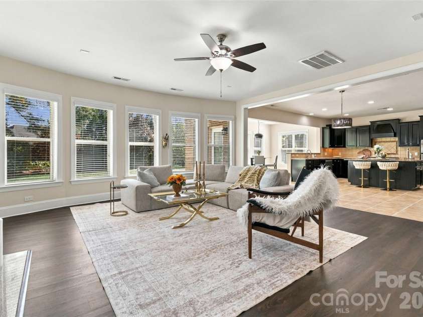 18317 Lilliesleaf Glenn Lane, Charlotte, NC 28277.  MLS# CAR4434699, YatesRealty ID 57234. 