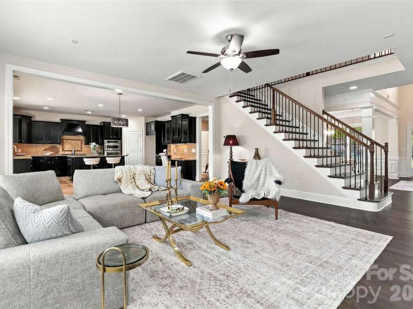 18317 Lilliesleaf Glenn Lane, Charlotte, NC 28277.  MLS# CAR4434699, YatesRealty ID 57234. 