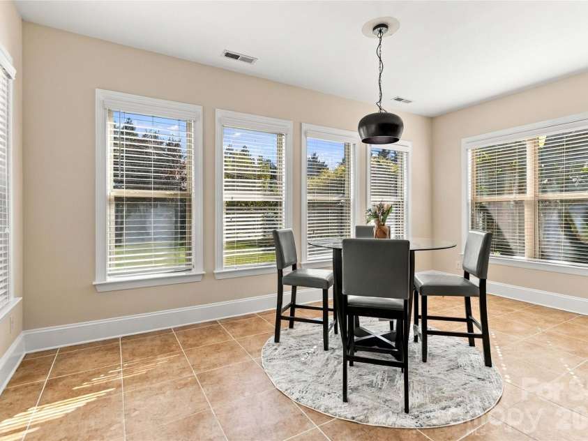 18317 Lilliesleaf Glenn Lane, Charlotte, NC 28277.  MLS# CAR4434699, YatesRealty ID 57234. 