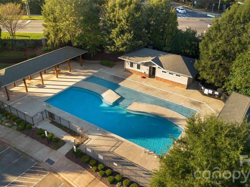 18317 Lilliesleaf Glenn Lane, Charlotte, NC 28277.  MLS# CAR4434699, YatesRealty ID 57234. 