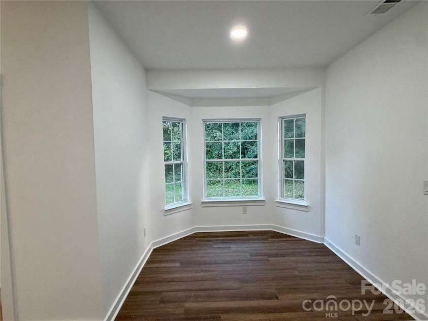 116 Huckleberry Lane, Mount Holly, NC 28120.  MLS# CAR4434900, YatesRealty ID 57235. Breakfast Area, NEW LVP Flooring on main level.