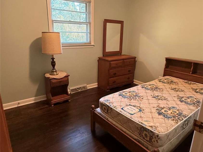 928 Beaumont Avenue, Greensboro, NC 27401.  MLS# CAR4434668, YatesRealty ID 57236. Bedroom #3
