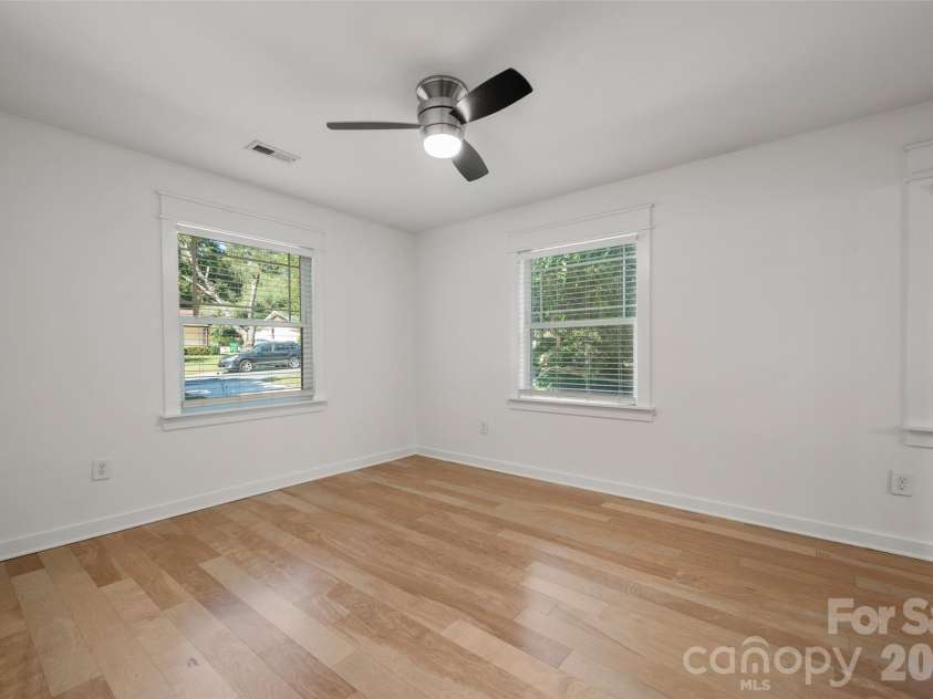 4238 Dowling Drive, Charlotte, NC 28205.  MLS# CAR4434485, YatesRealty ID 57237. Primary Suite
