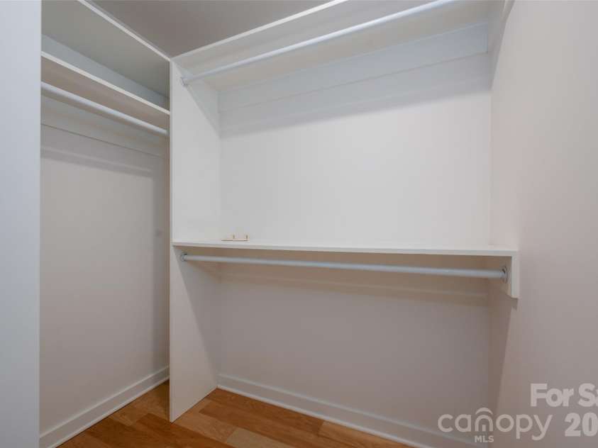 4238 Dowling Drive, Charlotte, NC 28205.  MLS# CAR4434485, YatesRealty ID 57237. Walk in Closet