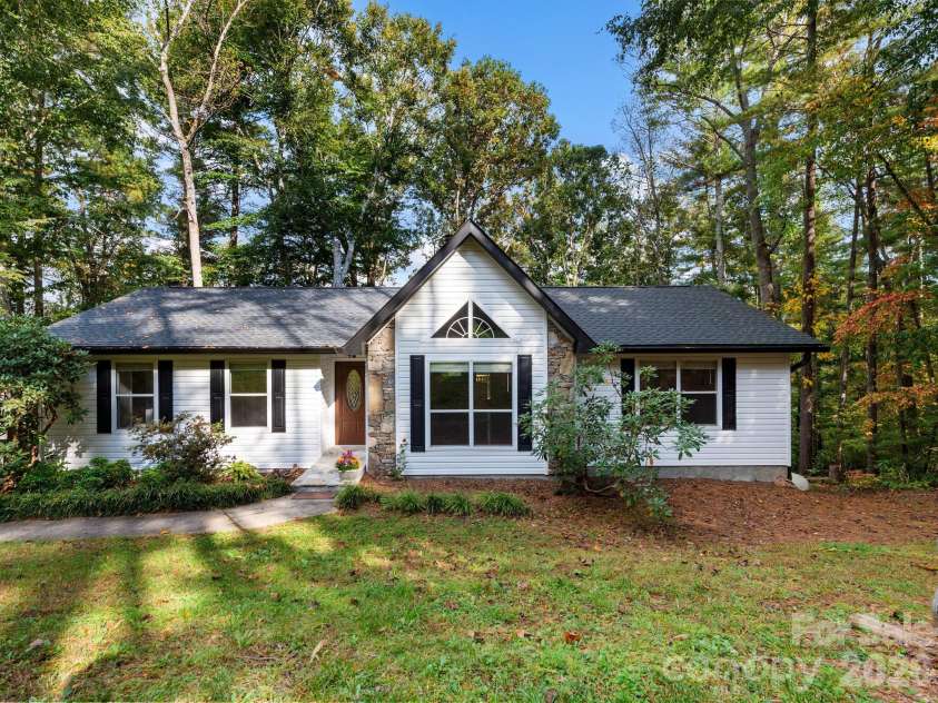 8 Rasada Extension, Weaverville, NC 28787.  MLS# CAR4435147, YatesRealty ID 57238. 