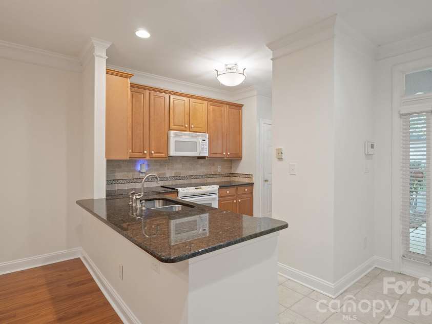 8845 Legacy Lake Lane, Charlotte, NC 28269.  MLS# CAR4434916, YatesRealty ID 57239. 