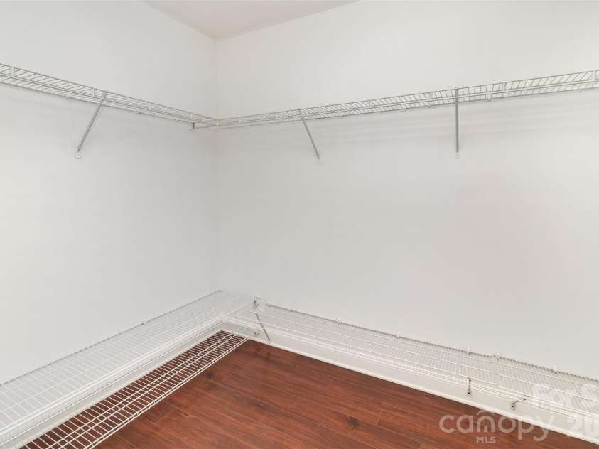 14038 Pinyon Pine Lane, Charlotte, NC 28215.  MLS# CAR4339783, YatesRealty ID 5724. 