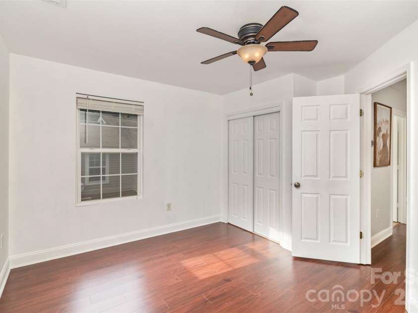 14038 Pinyon Pine Lane, Charlotte, NC 28215.  MLS# CAR4339783, YatesRealty ID 5724. 