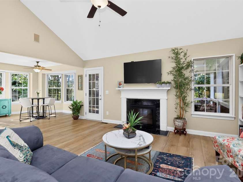 15703 Edenfield Drive, Huntersville, NC 28078.  MLS# CAR4435427, YatesRealty ID 57240. 