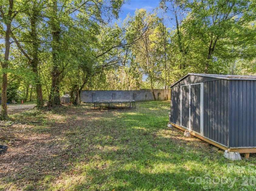 404 Talleyrand Street, Monroe, NC 28112.  MLS# CAR4435441, YatesRealty ID 57241. 