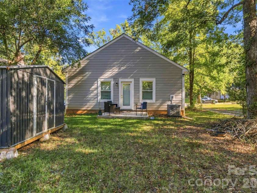 404 Talleyrand Street, Monroe, NC 28112.  MLS# CAR4435441, YatesRealty ID 57241. 