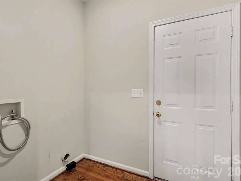 17028 Hampton Trace Road, Huntersville, NC 28078.  MLS# CAR4435476, YatesRealty ID 57242. Laundry