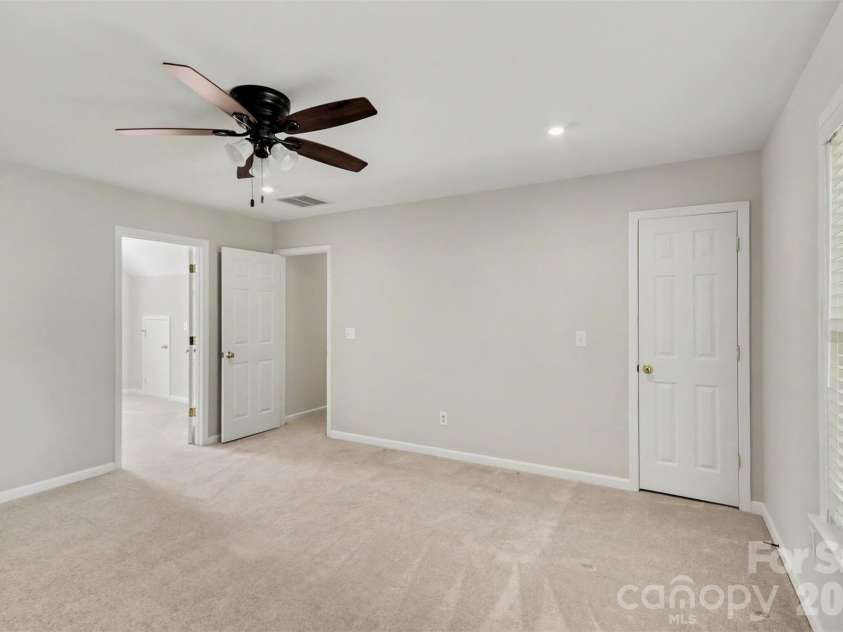 17028 Hampton Trace Road, Huntersville, NC 28078.  MLS# CAR4435476, YatesRealty ID 57242. Oversize Bonus