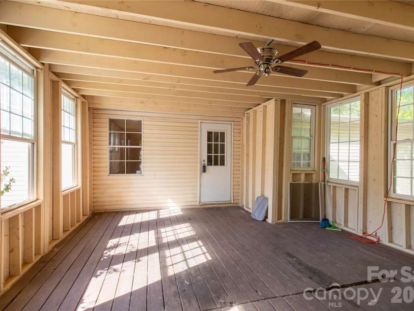 1201 Shiloh Drive, Lancaster, SC 29720.  MLS# CAR4431824, YatesRealty ID 57246. 