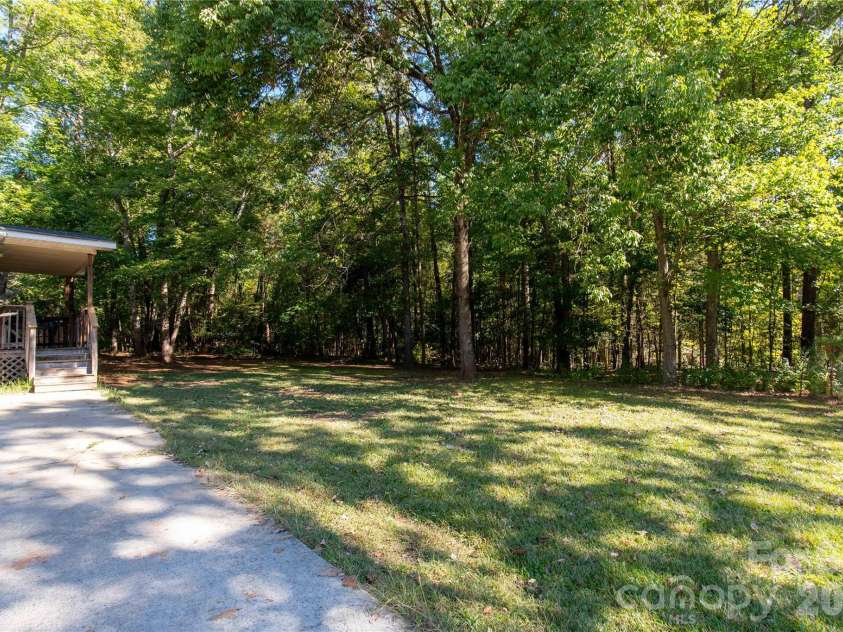 1201 Shiloh Drive, Lancaster, SC 29720.  MLS# CAR4431824, YatesRealty ID 57246. 
