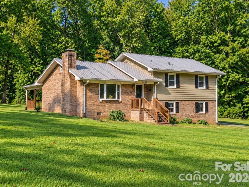 4935 Fish Pond Road, Salisbury, NC 28146.  MLS# CAR4429091, YatesRealty ID 57250. 
