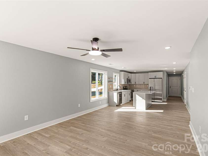 624 Fernwood Drive, Chester, SC 29706.  MLS# CAR4431445, YatesRealty ID 57259. 