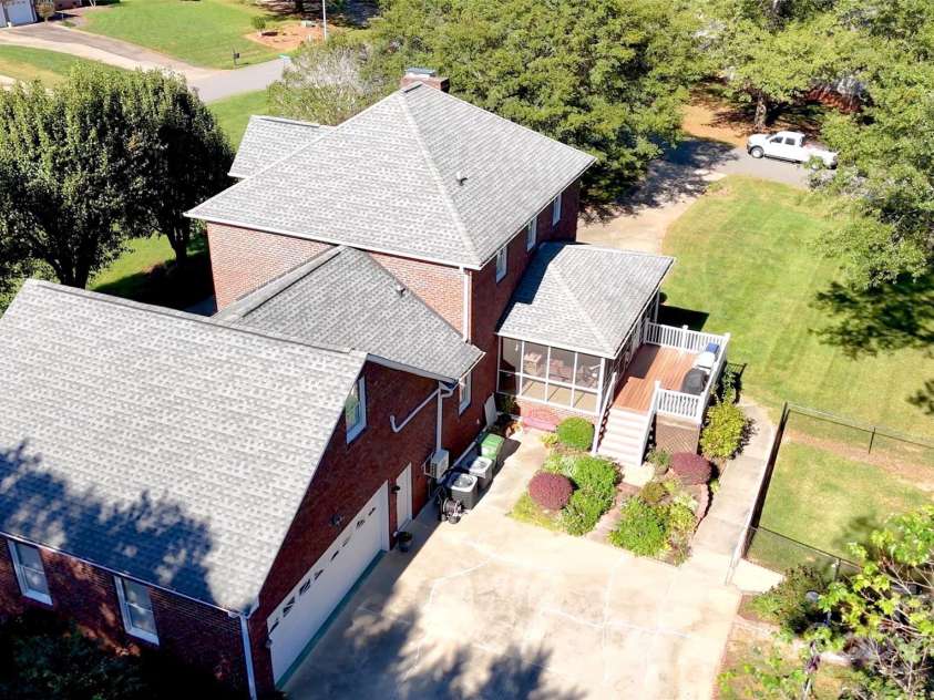 102 Sleaford Court, Dallas, NC 28034.  MLS# CAR4184527, YatesRealty ID 5726. 