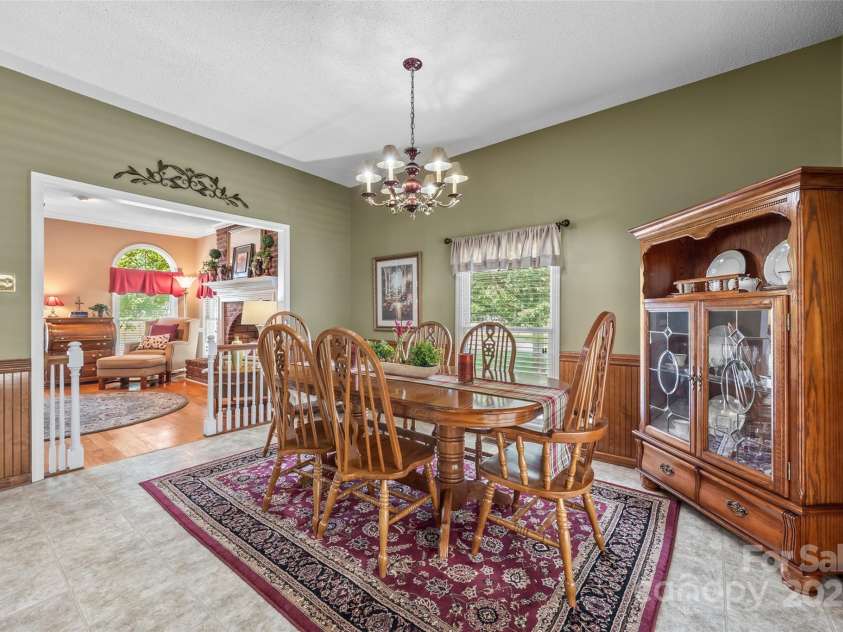 102 Sleaford Court, Dallas, NC 28034.  MLS# CAR4184527, YatesRealty ID 5726. 