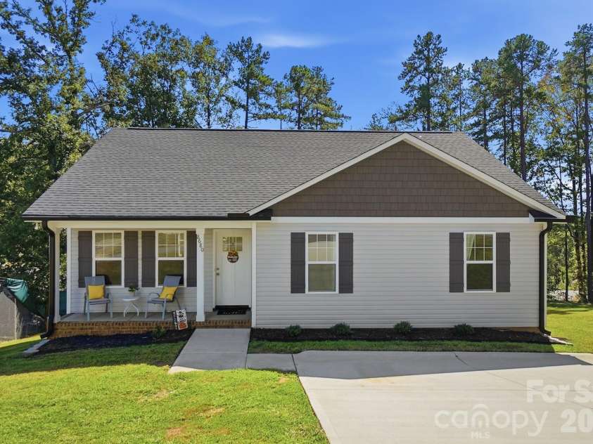 8680 Foil Street, Mount Pleasant, NC 28124.  MLS# CAR4434186, YatesRealty ID 57264. 