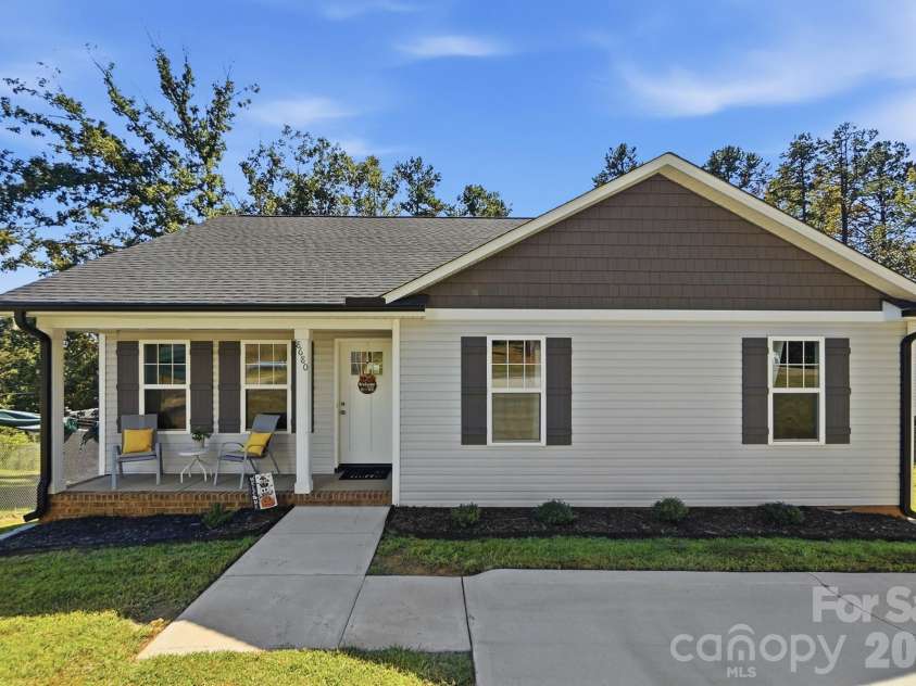 8680 Foil Street, Mount Pleasant, NC 28124.  MLS# CAR4434186, YatesRealty ID 57264. 
