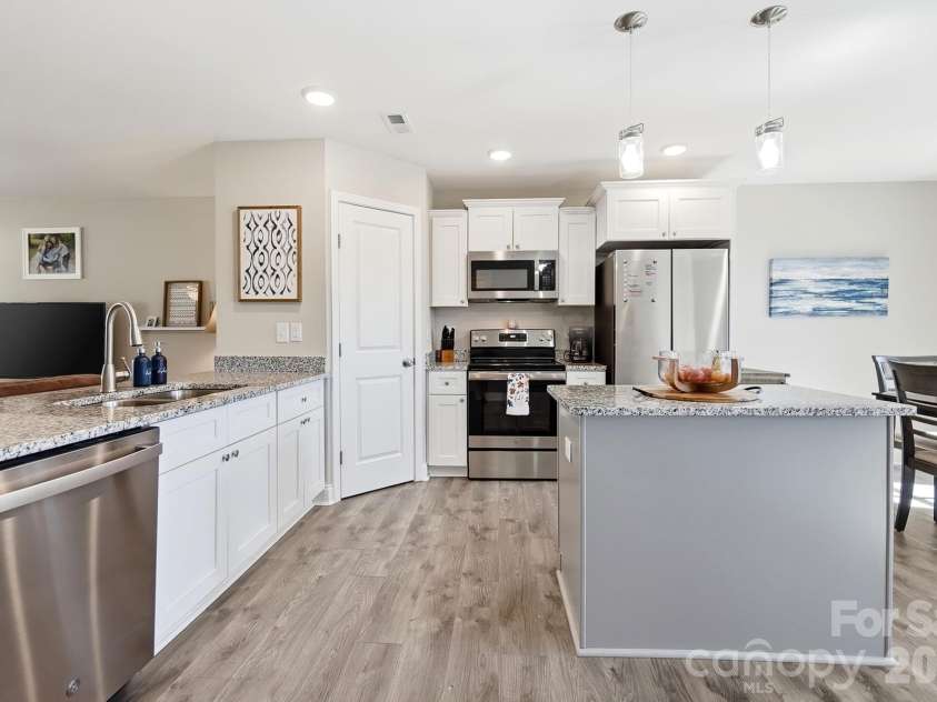 8680 Foil Street, Mount Pleasant, NC 28124.  MLS# CAR4434186, YatesRealty ID 57264. 