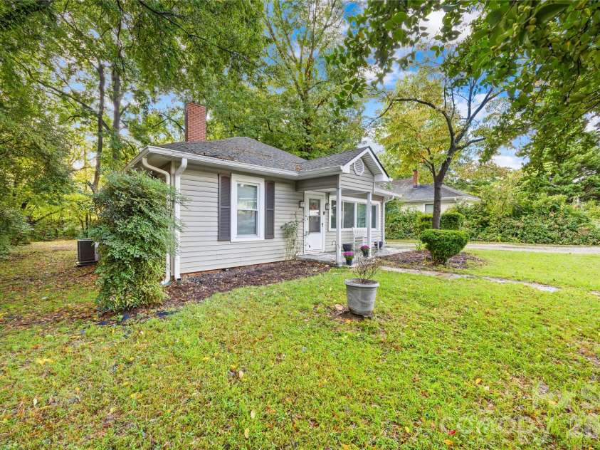851 Old Charlotte Road, Concord, NC 28027.  MLS# CAR4434196, YatesRealty ID 57265. 