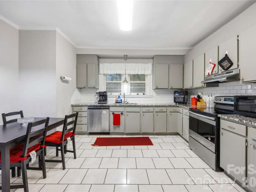 851 Old Charlotte Road, Concord, NC 28027.  MLS# CAR4434196, YatesRealty ID 57265. 