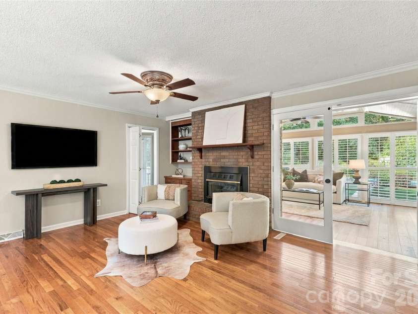 122 Keowee Circle, Indian Trail, NC 28079.  MLS# CAR4434216, YatesRealty ID 57266. 