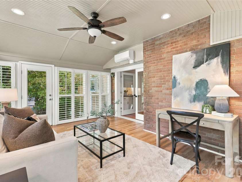 122 Keowee Circle, Indian Trail, NC 28079.  MLS# CAR4434216, YatesRealty ID 57266. 
