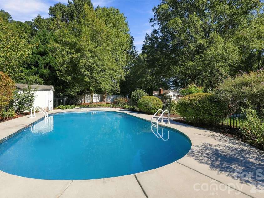 122 Keowee Circle, Indian Trail, NC 28079.  MLS# CAR4434216, YatesRealty ID 57266. 
