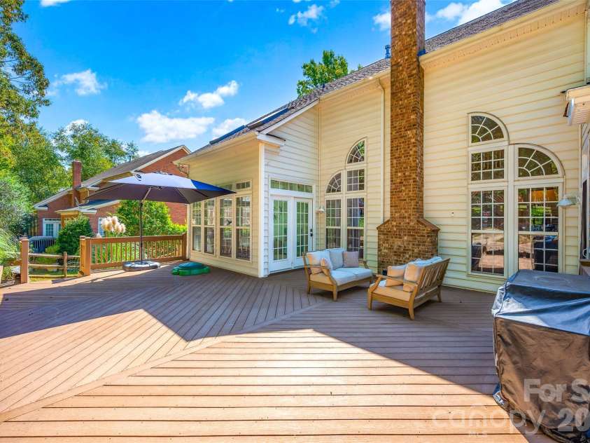 184 Montrose Drive, Mooresville, NC 28115.  MLS# CAR4434086, YatesRealty ID 57268. 