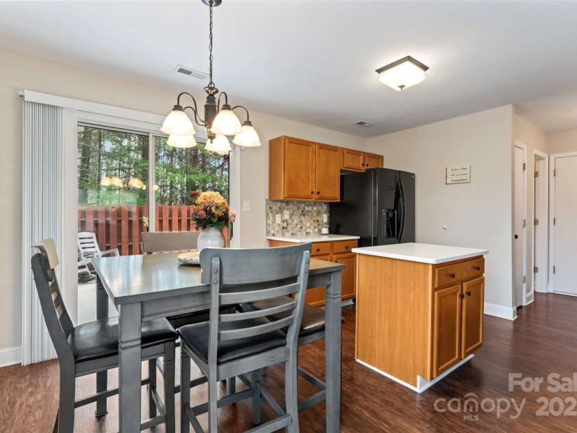 140 Camforth Drive, Mooresville, NC 28117.  MLS# CAR4241542, YatesRealty ID 5727. 