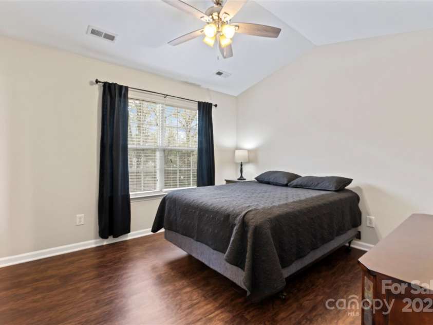 140 Camforth Drive, Mooresville, NC 28117.  MLS# CAR4241542, YatesRealty ID 5727. 