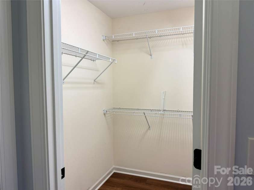 9441 Glenburn Lane, Charlotte, NC 28278.  MLS# CAR4434097, YatesRealty ID 57270. 