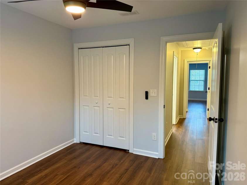 9441 Glenburn Lane, Charlotte, NC 28278.  MLS# CAR4434097, YatesRealty ID 57270. 
