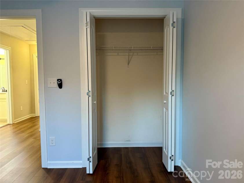 9441 Glenburn Lane, Charlotte, NC 28278.  MLS# CAR4434097, YatesRealty ID 57270. 