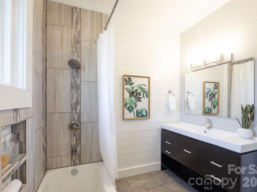 220 Dukeville Road, Salisbury, NC 28146.  MLS# CAR4343699, YatesRealty ID 5728. 