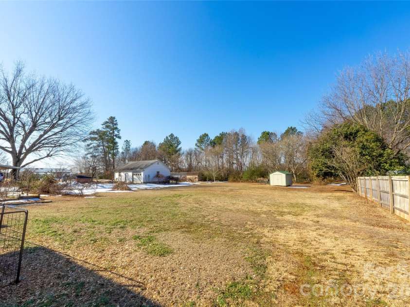 220 Dukeville Road, Salisbury, NC 28146.  MLS# CAR4343699, YatesRealty ID 5728. 