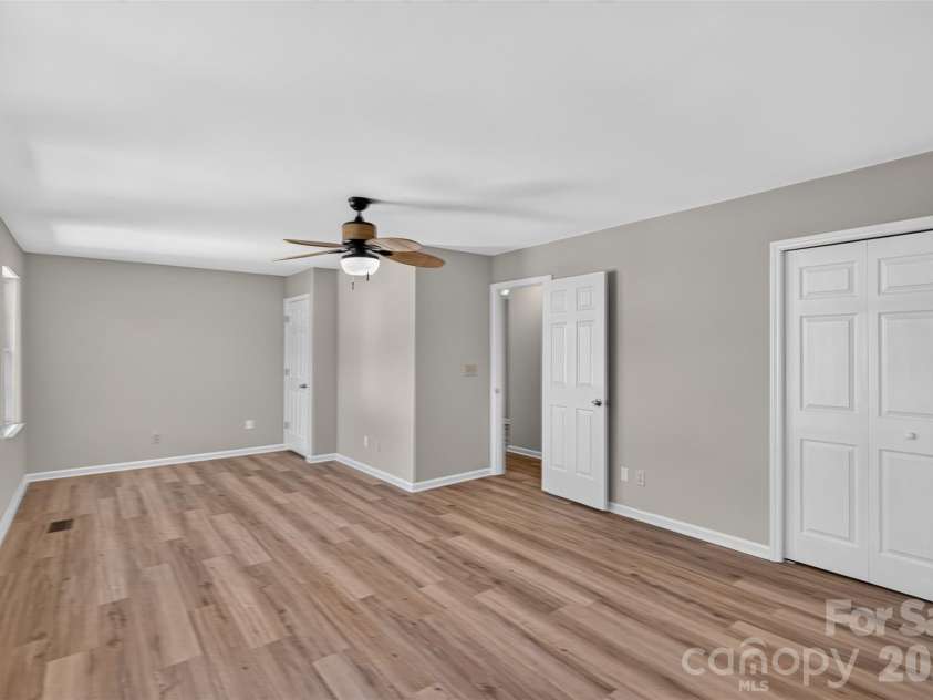 12427 Woodside Falls Road, Pineville, NC 28134.  MLS# CAR4435585, YatesRealty ID 57280. 3rd Bedroom